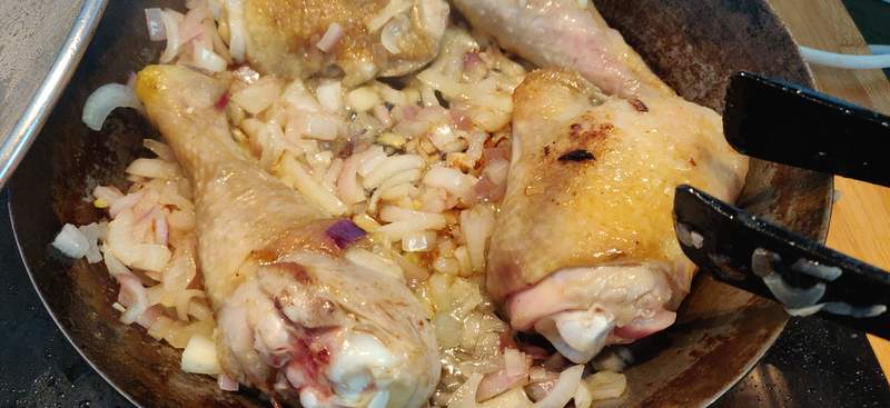 Chicken and onions